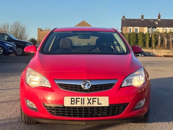 Used Vauxhall Astra 2011 for sale - 77745926: Photo