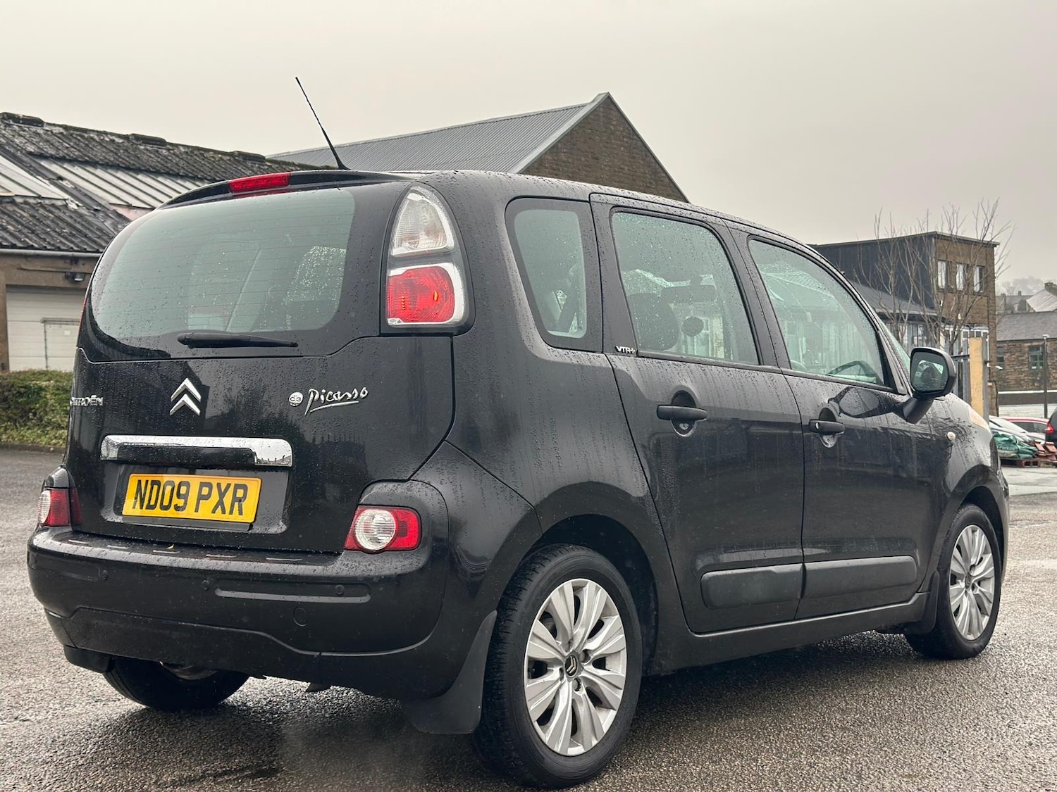 Used Citroen C3 Picasso 2009 for sale - 77015185: Photo 7