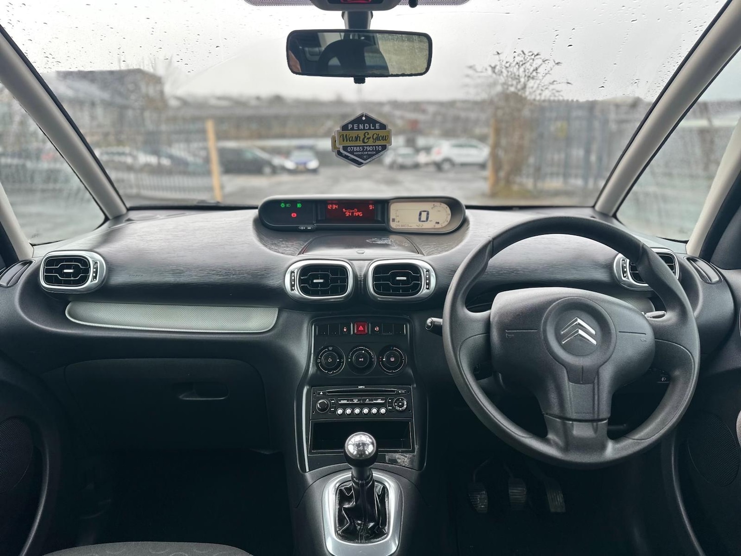 Used Citroen C3 Picasso 2009 for sale - 77015185: Photo 9