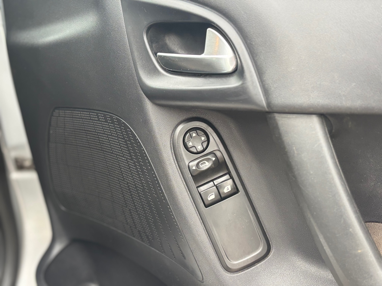 Used Citroen C3 2015 for sale - 77976897: Photo 9