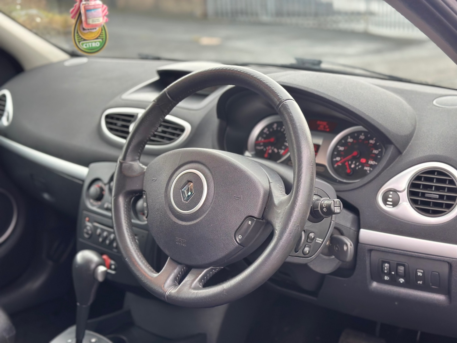 Used Renault Clio 2006 for sale - 76863742: Photo 7