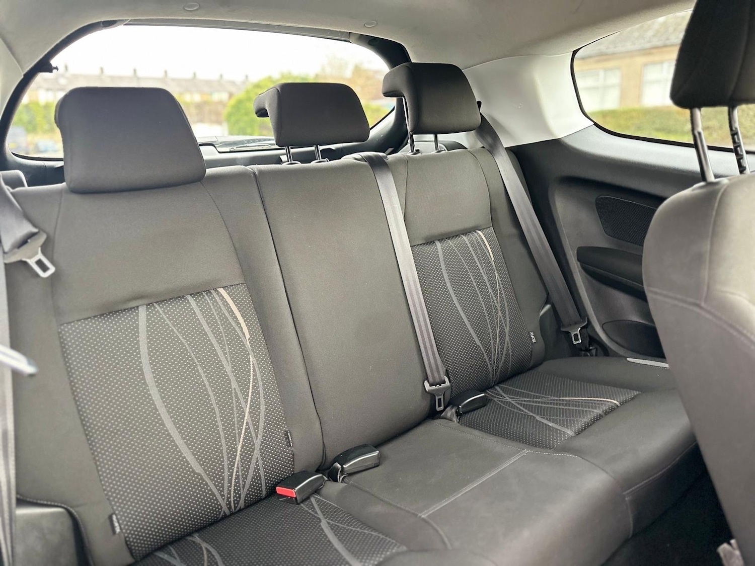 Used Peugeot 208 2012 for sale - 76741613: Photo 12