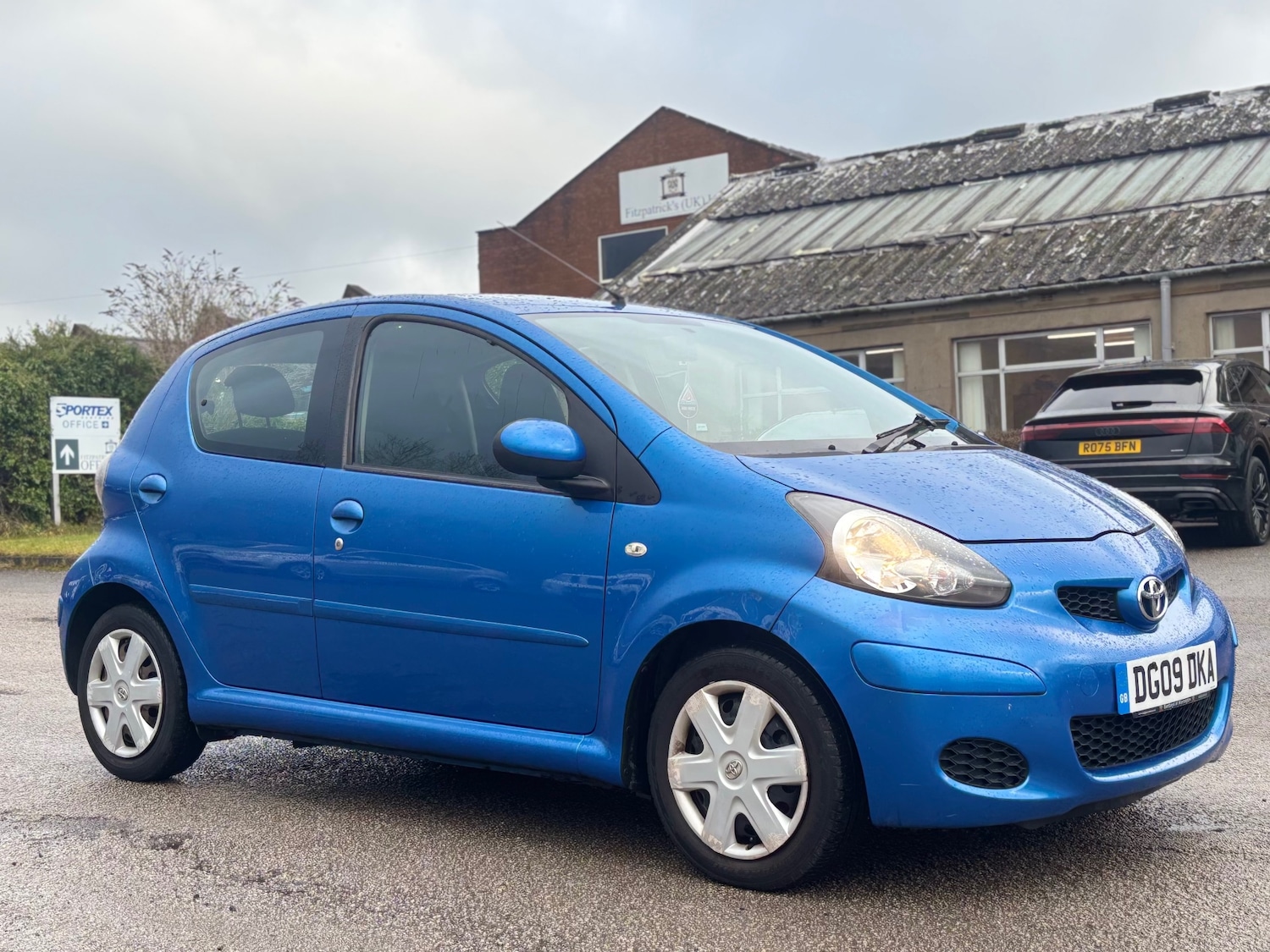 Used Toyota AYGO 2009 for sale - 77301499: Photo 3