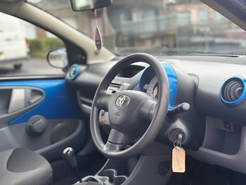 Used Toyota AYGO 2009 for sale - 77301499: Photo