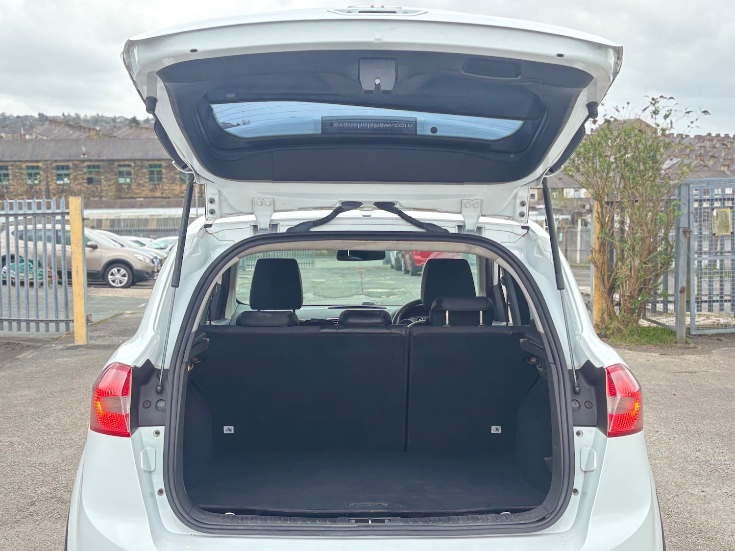 Used Ford Kuga 2011 for sale - 78134686: Photo 9