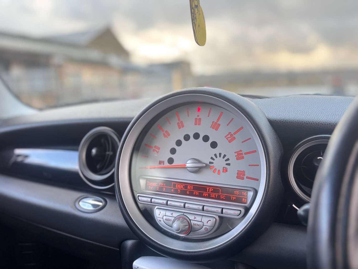 Used MINI Hatch 2010 for sale - 76606136: Photo 18