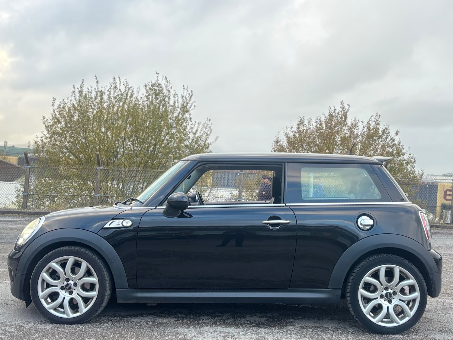 Used MINI Hatch 2010 for sale - 76606136: Photo 9