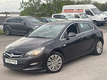 Used Vauxhall Astra 2015 for sale - 79697352: Photo