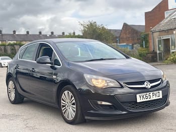 Used Vauxhall Astra 2015 for sale - 79697352: Photo