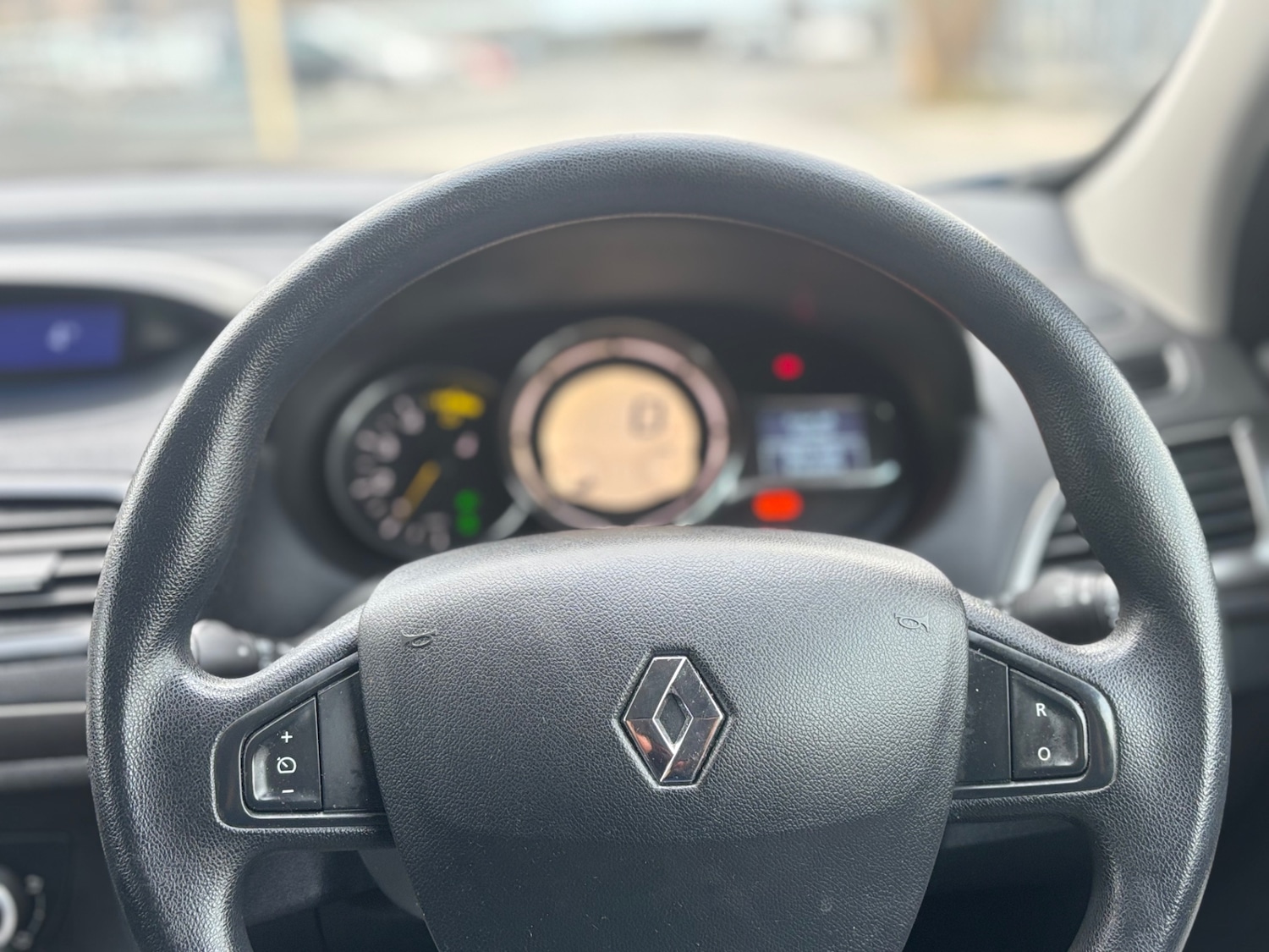 Used Renault Megane 2014 for sale - 77090278: Photo 12