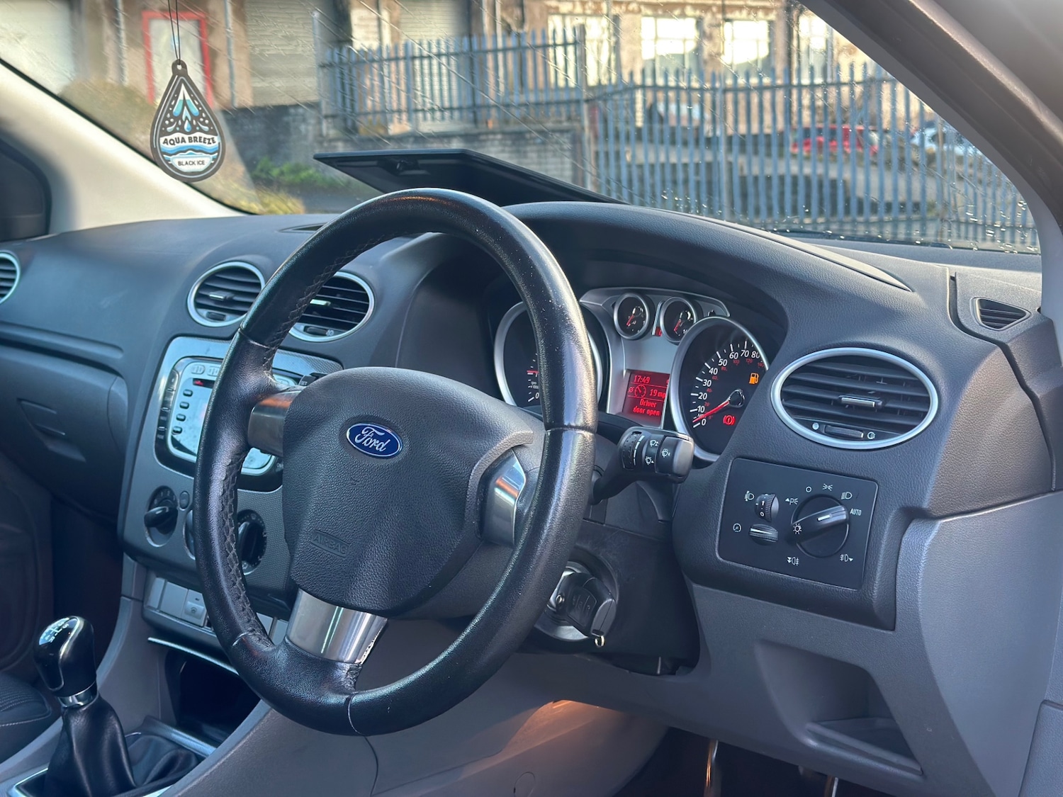 Used Ford Focus 2008 for sale - 76521199: Photo 4