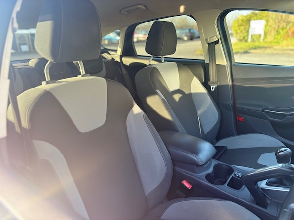 Used Ford Focus 2011 for sale - 75346251: Photo 22