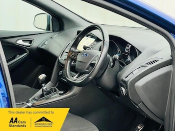 Used Ford Focus 2017 for sale - 78571567: Photo