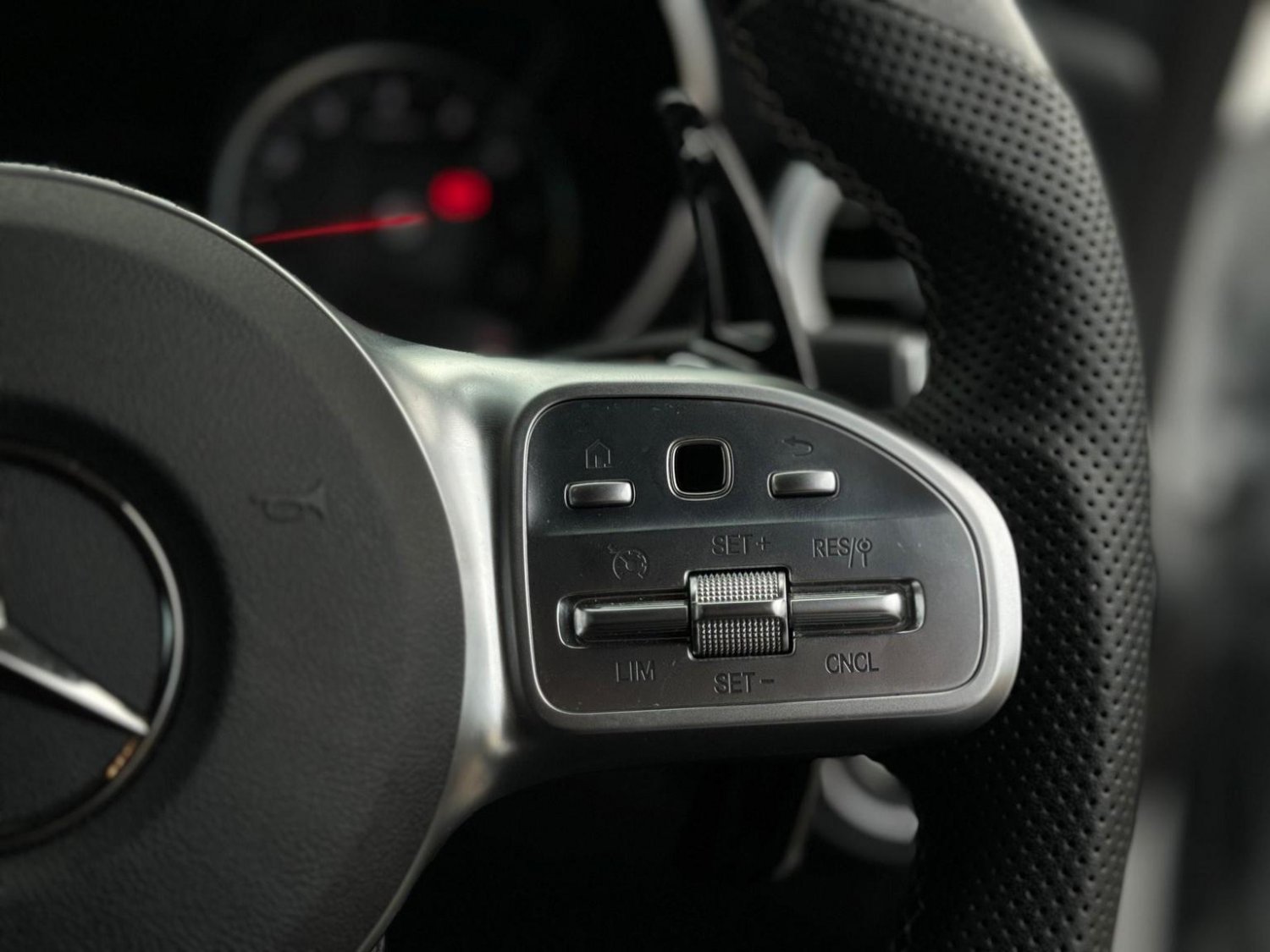 Used Mercedes-Benz CLA 2016 for sale - 76317434: Photo 38