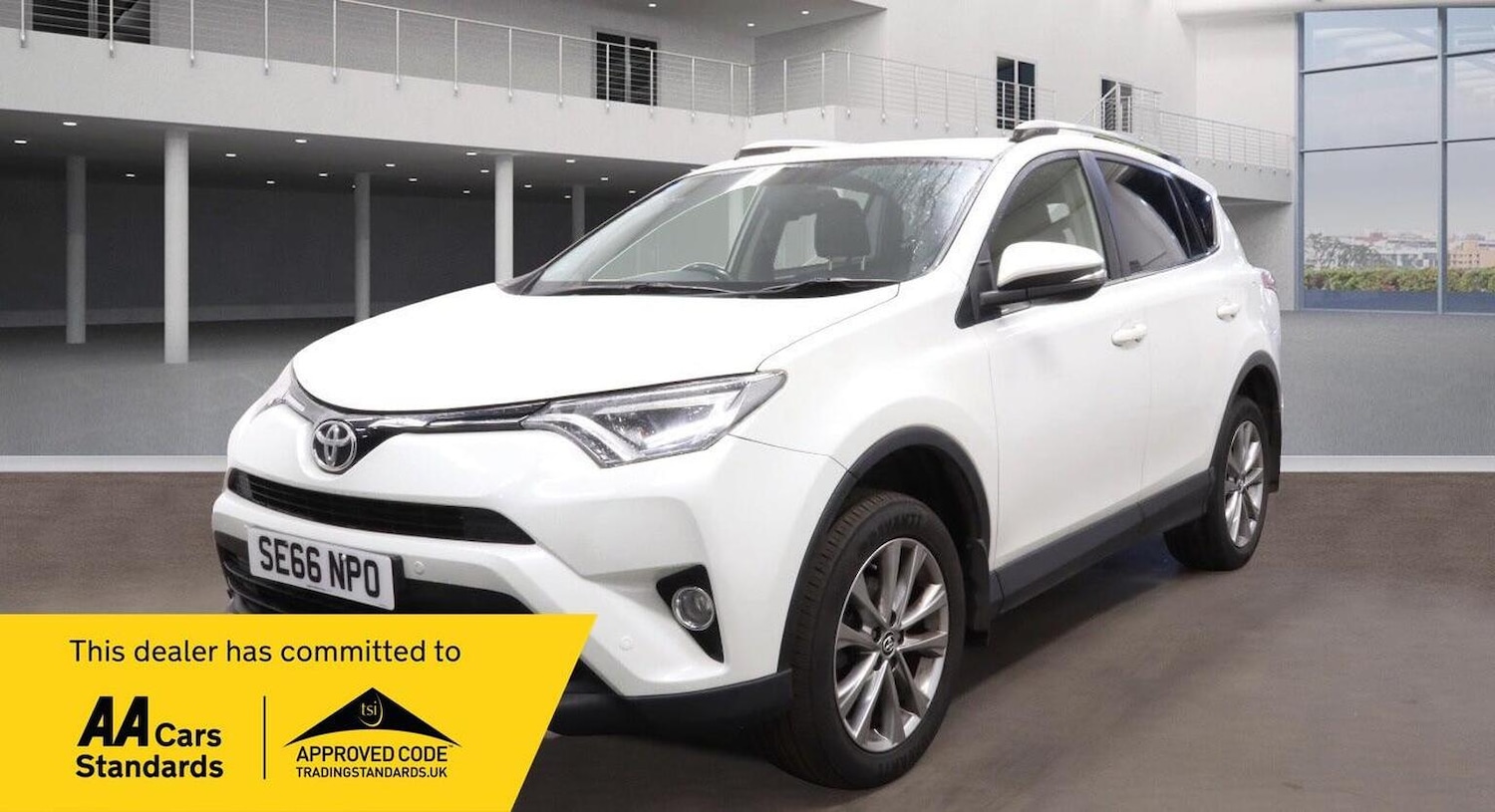 Used Toyota RAV4 2017 for sale - 76751762: Photo 1