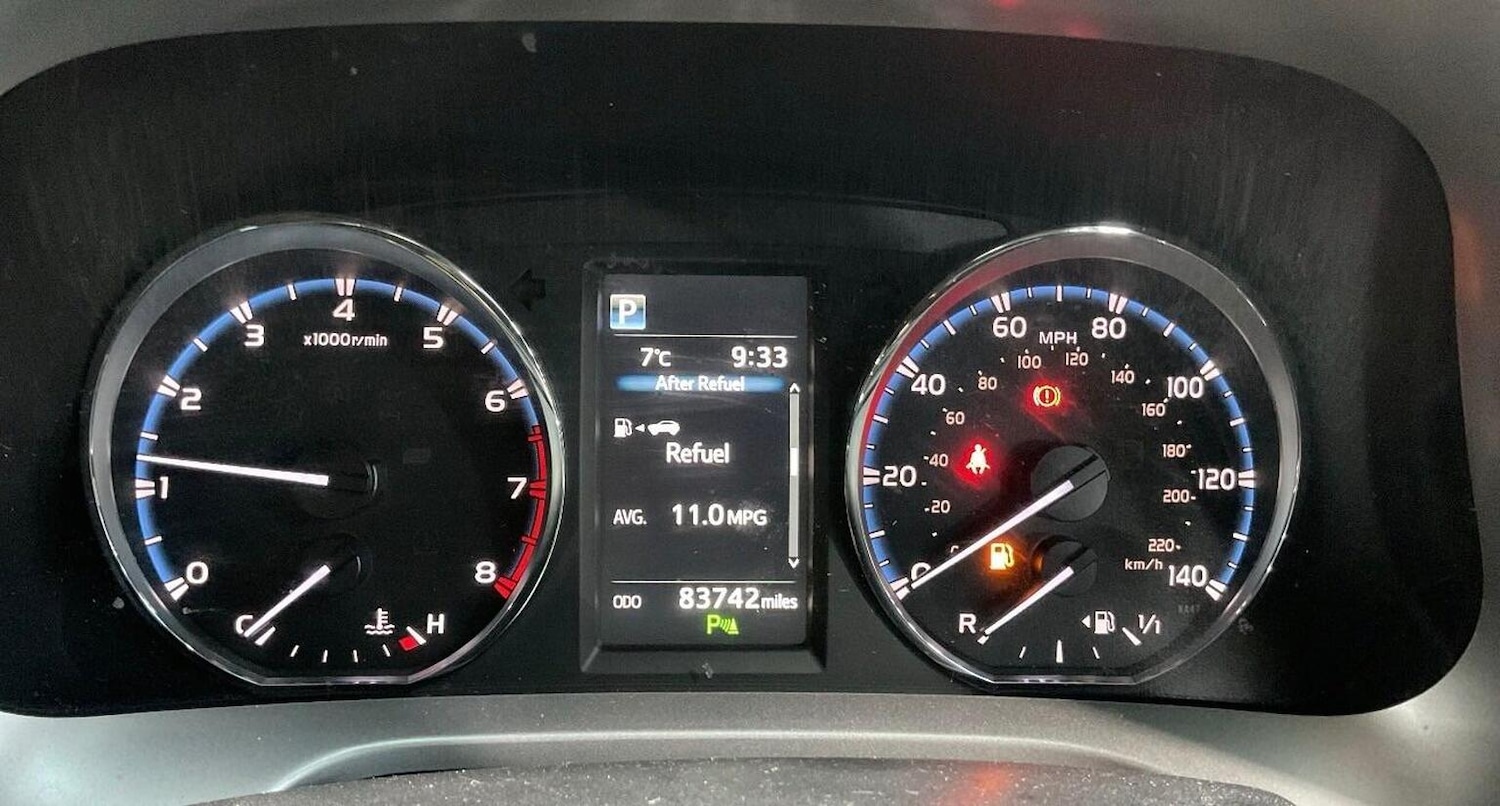 Used Toyota RAV4 2017 for sale - 76751762: Photo 11