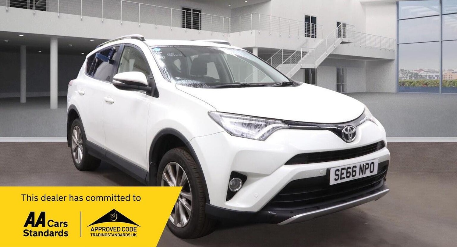 Used Toyota RAV4 2017 for sale - 76751762: Photo 2