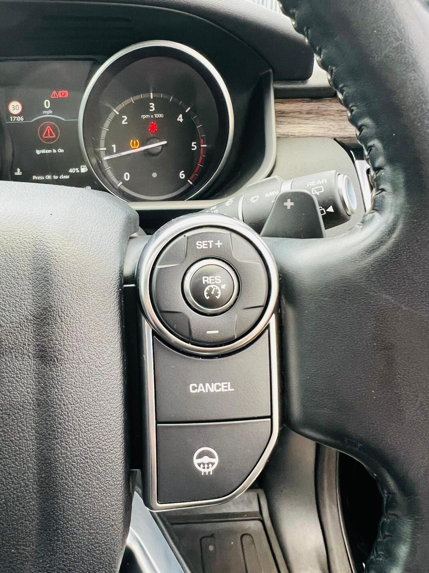 Used Land Rover Discovery 2017 for sale - 77915665: Photo 27