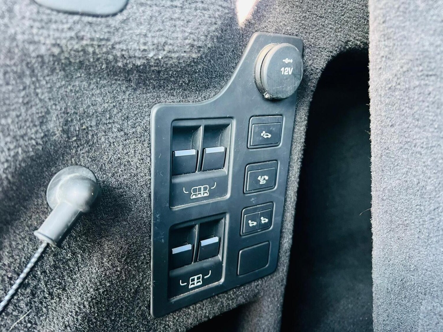 Used Land Rover Discovery 2017 for sale - 77915665: Photo 35