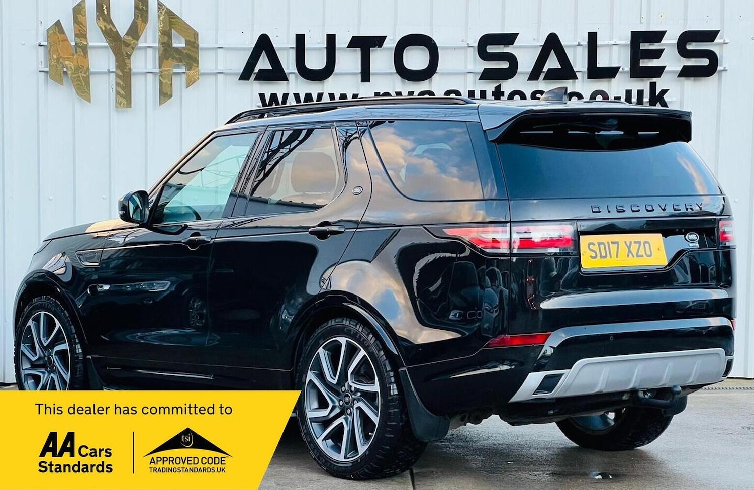 Used Land Rover Discovery 2017 for sale - 77915665: Photo 4