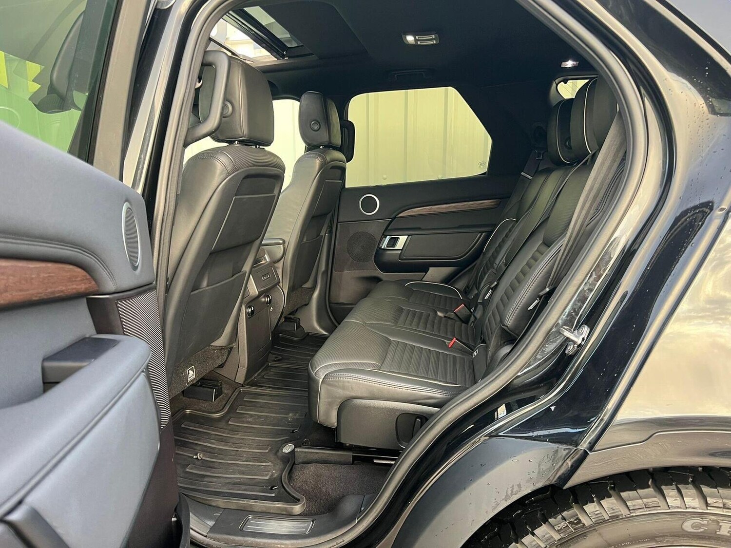 Used Land Rover Discovery 2017 for sale - 77915665: Photo 52