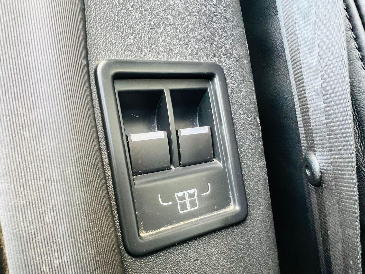 Used Land Rover Discovery 2017 for sale - 77915665: Photo 68