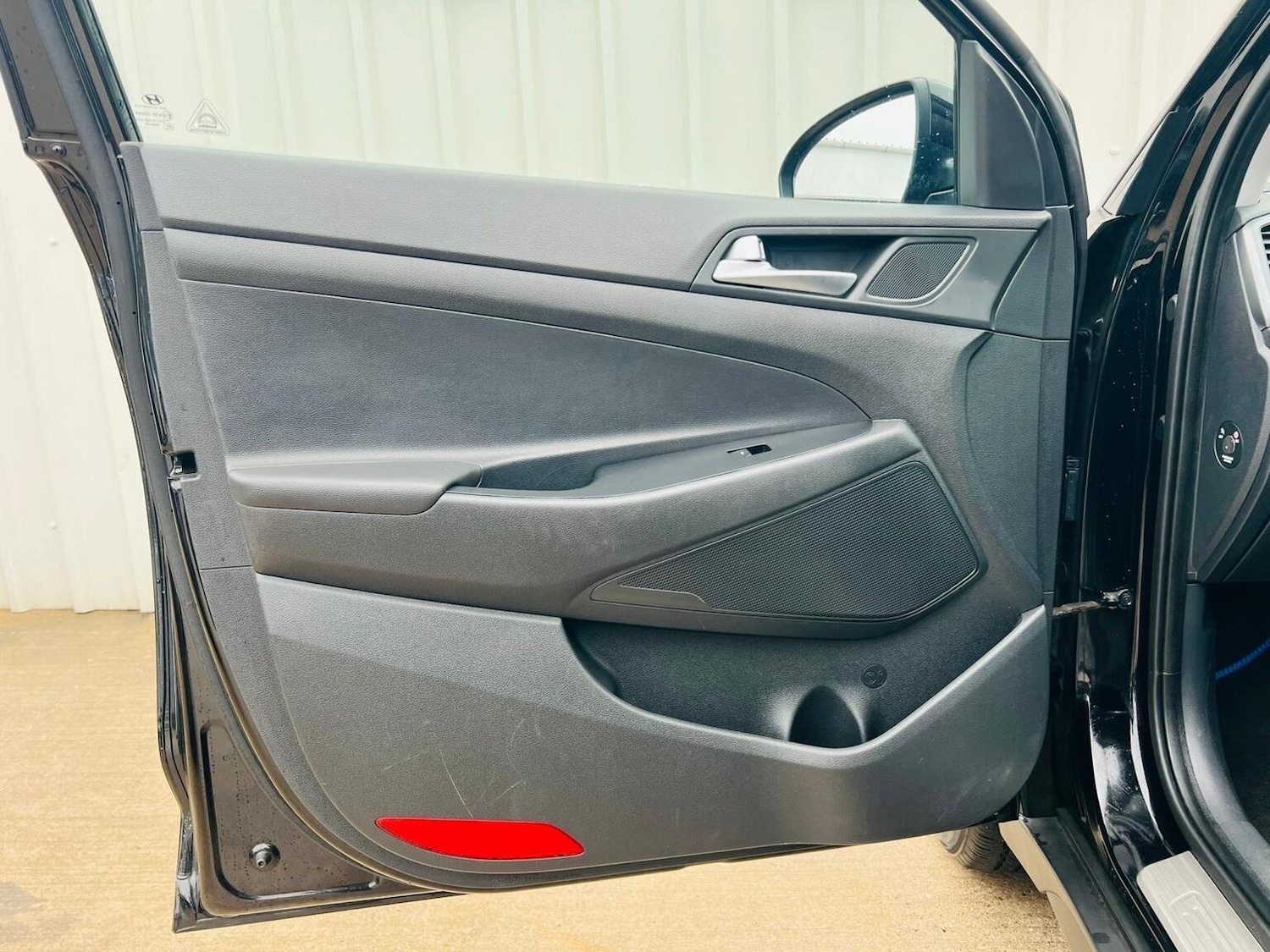 Used Hyundai TUCSON 2018 for sale - 77400021: Photo 31