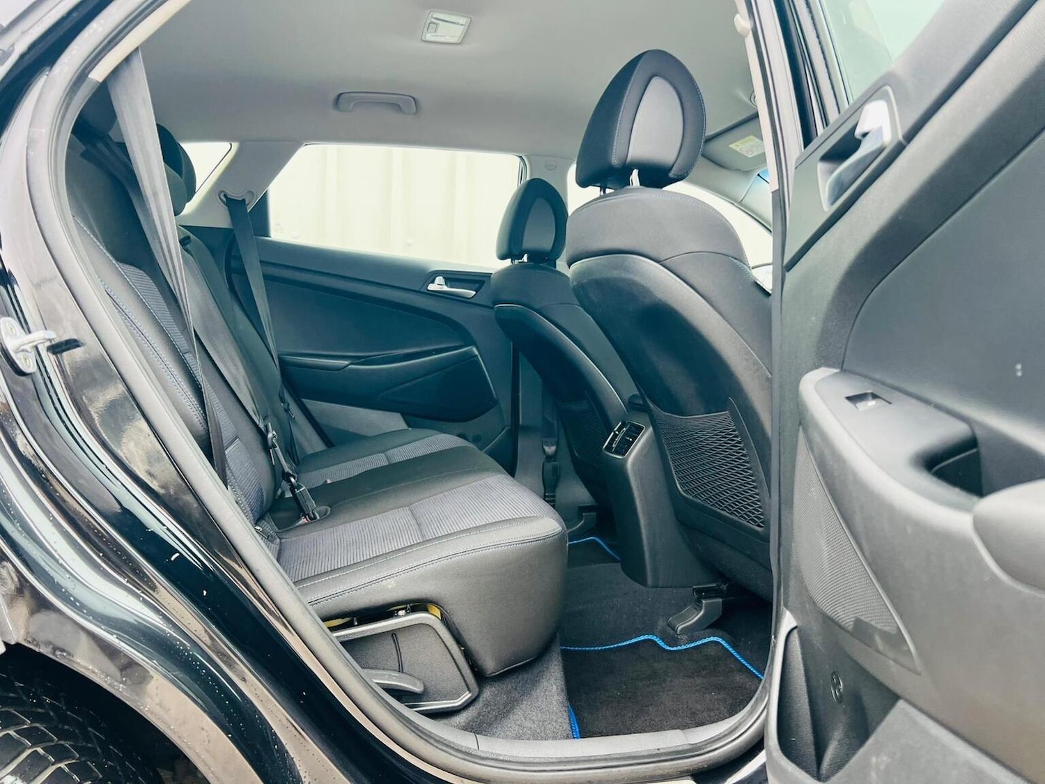 Used Hyundai TUCSON 2018 for sale - 77400021: Photo 36