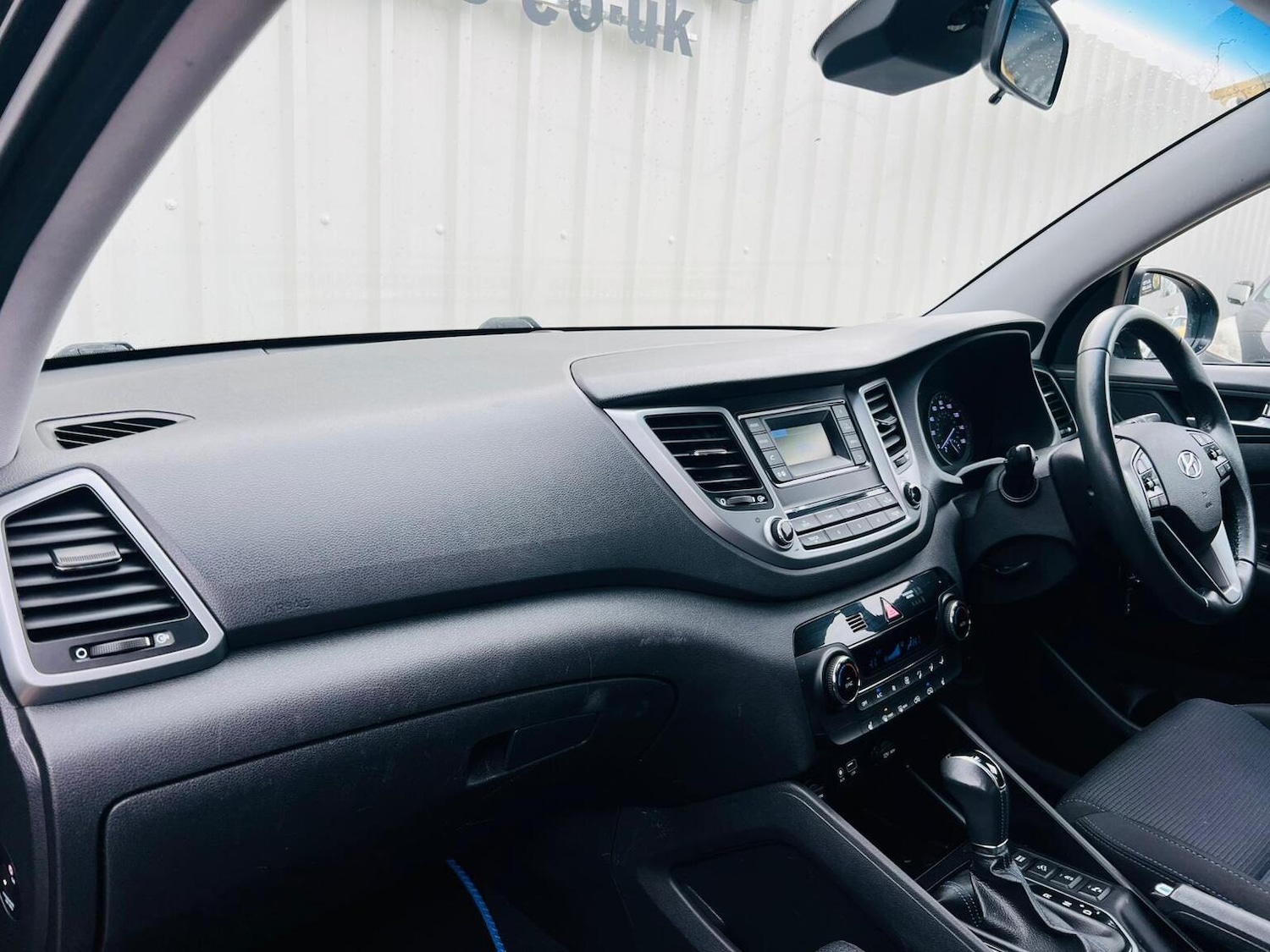 Used Hyundai TUCSON 2018 for sale - 77400021: Photo 42