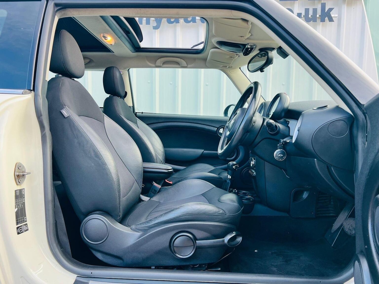 Used MINI Hatch 2013 for sale - 76863854: Photo 21