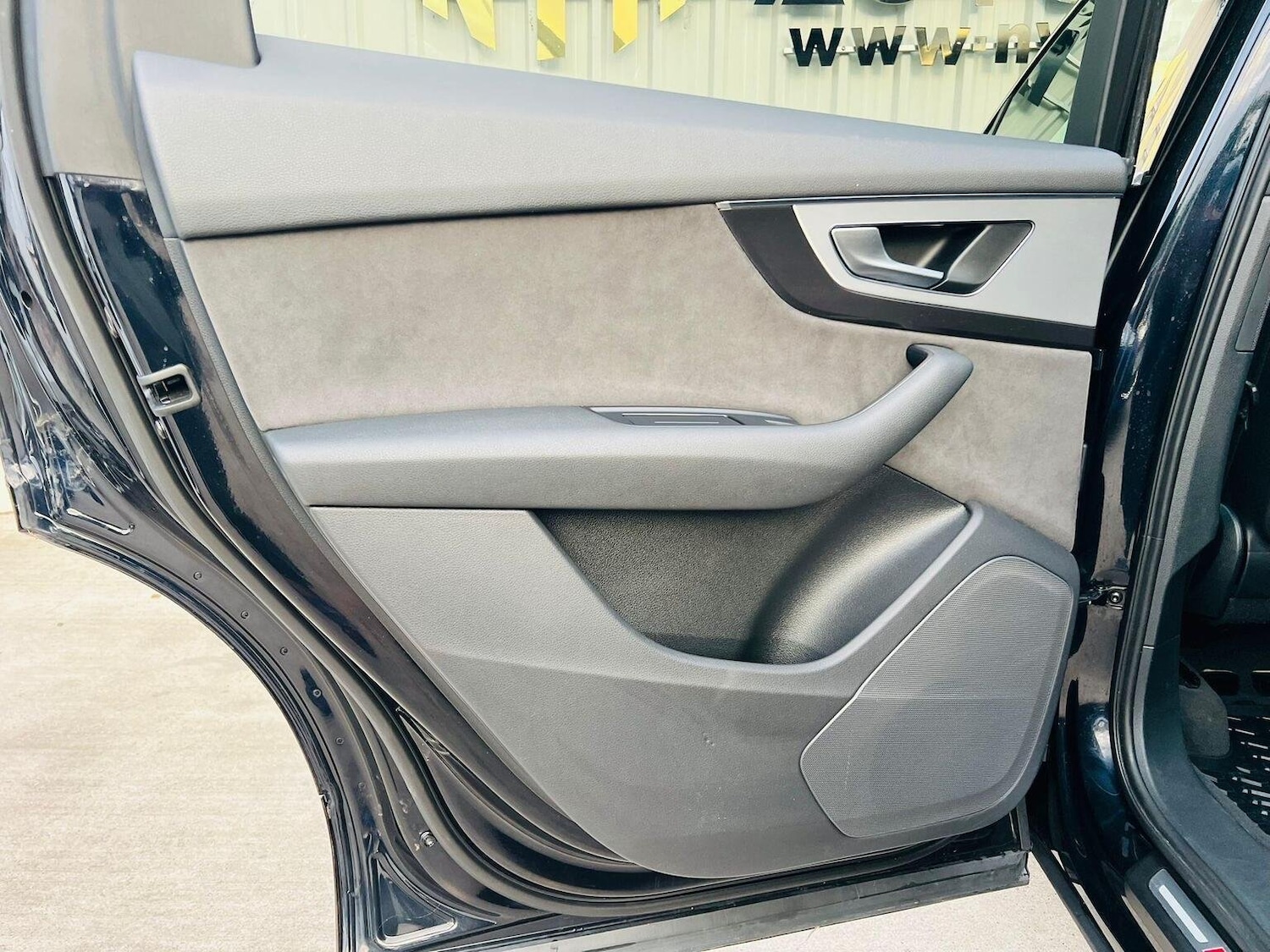 Used Audi Q7 2016 for sale - 76115598: Photo 44