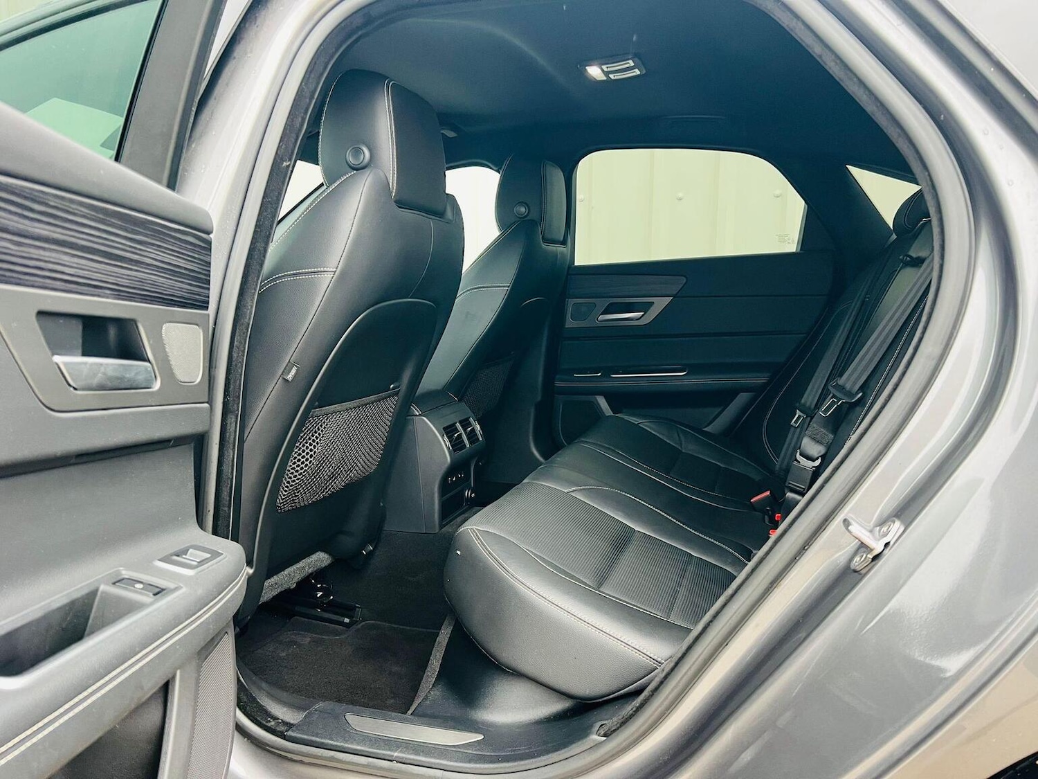 Used Jaguar XF 2016 for sale - 77400080: Photo 37