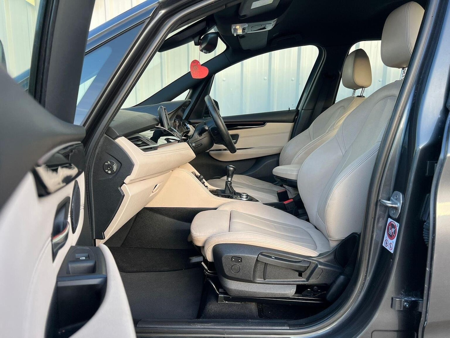 Used BMW 2 Series 2016 for sale - 77140588: Photo 31