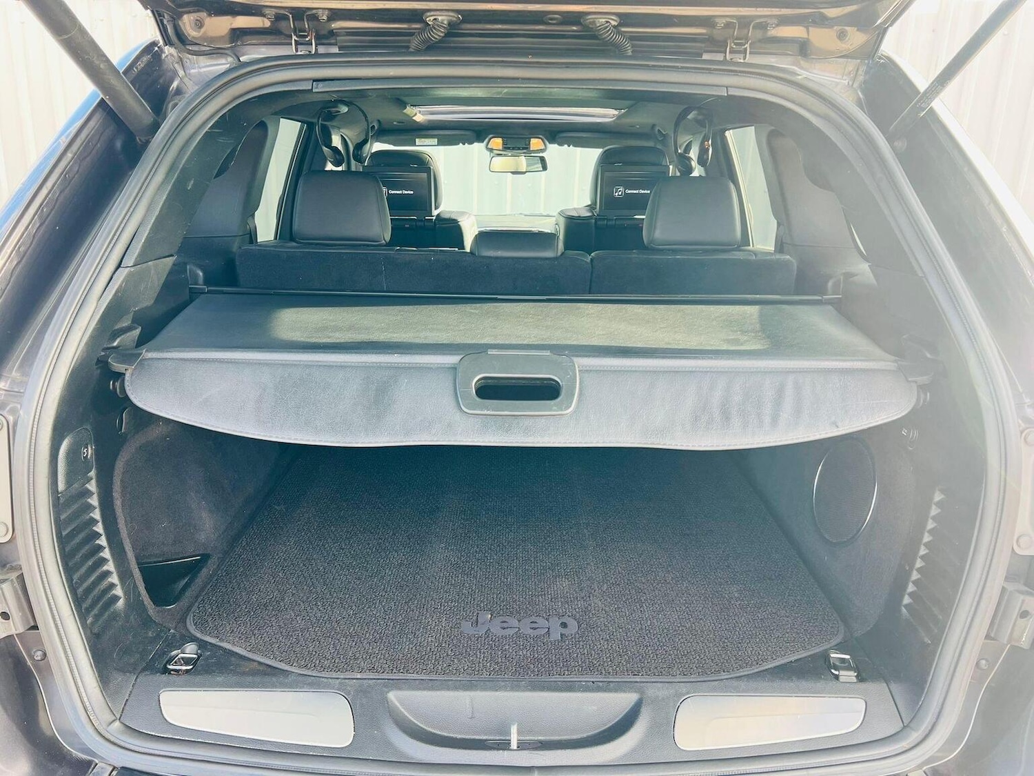 Used Jeep Grand Cherokee 2015 for sale - 76670791: Photo 57