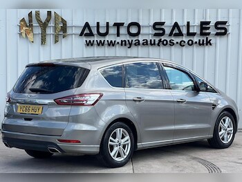 Used Ford S-Max 2016 for sale - 75202740: Photo