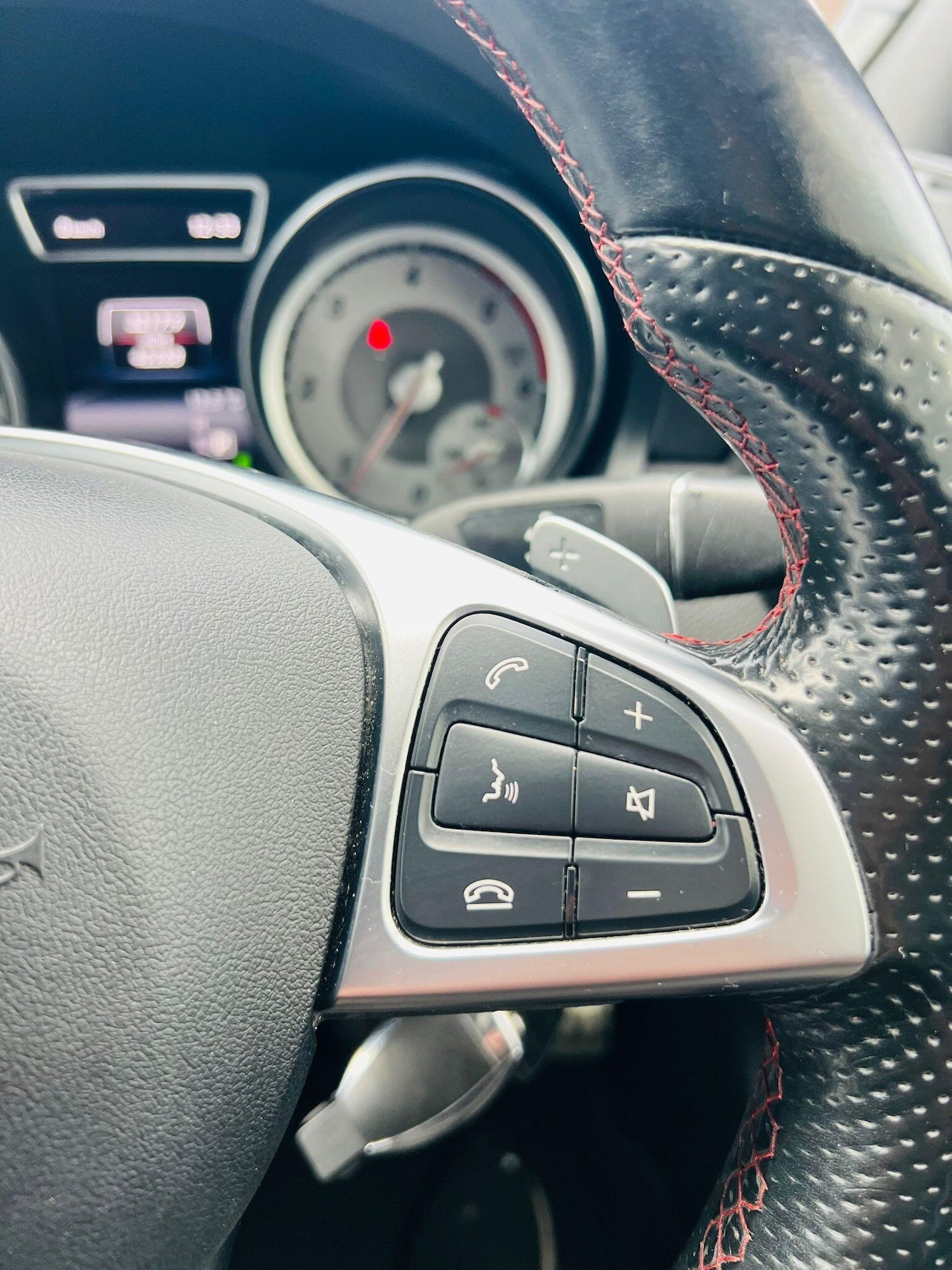 Used Mercedes-Benz CLA 2015 for sale - 76324820: Photo 28