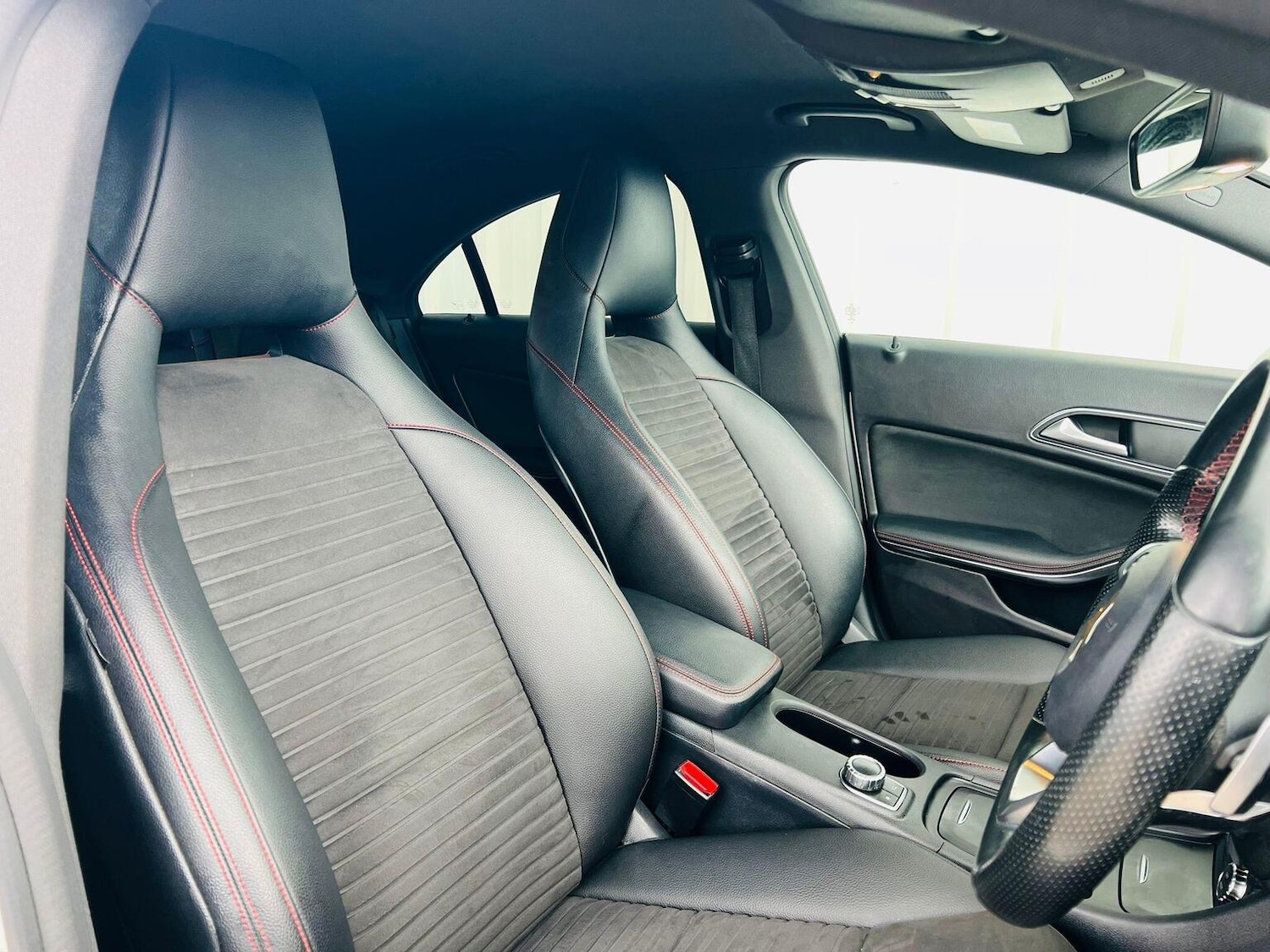 Used Mercedes-Benz CLA 2015 for sale - 76324820: Photo 34