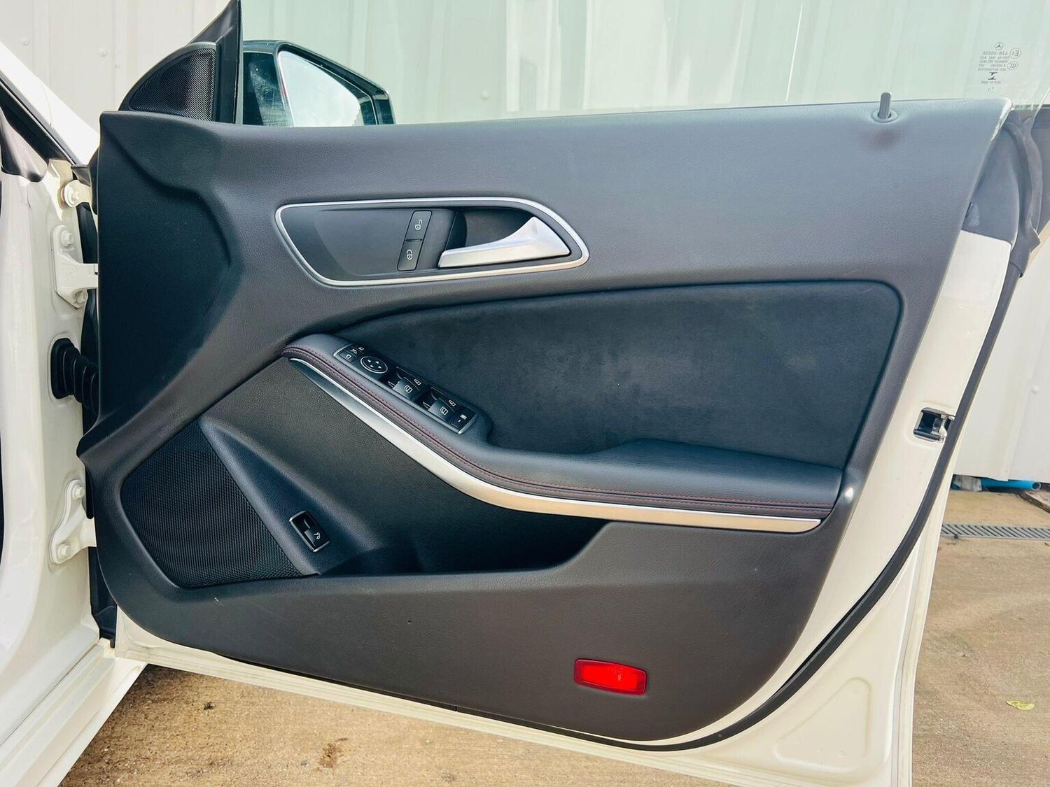 Used Mercedes-Benz CLA 2015 for sale - 76324820: Photo 47