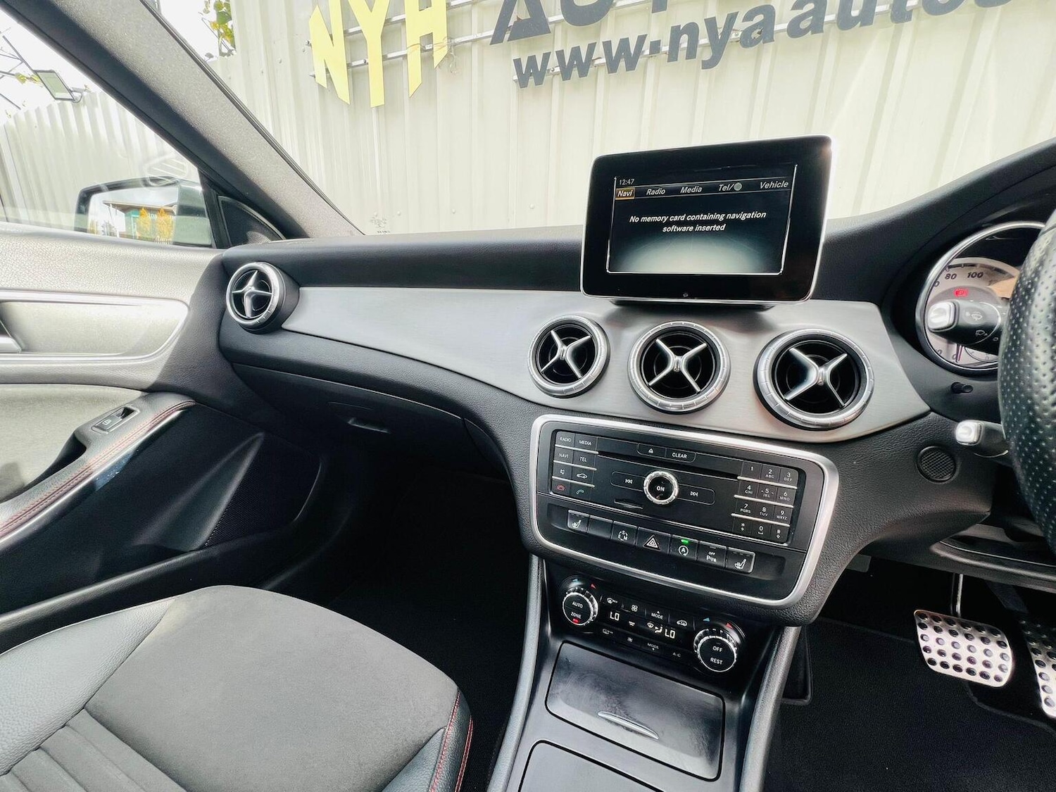 Used Mercedes-Benz CLA 2015 for sale - 76324820: Photo 52