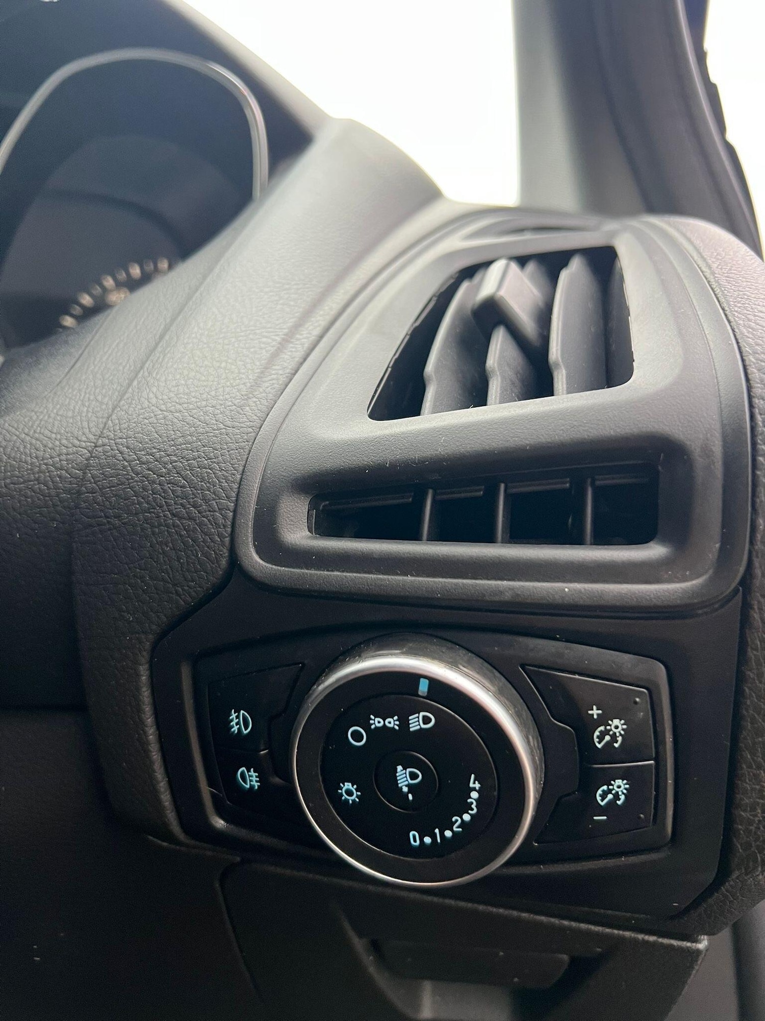 Used Ford Focus 2017 for sale - 77207204: Photo 47