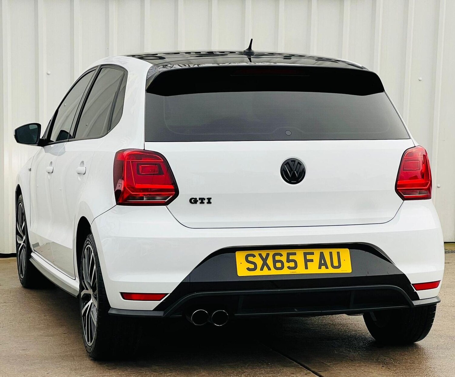 Used Volkswagen Polo 2016 for sale - 76758832: Photo 15