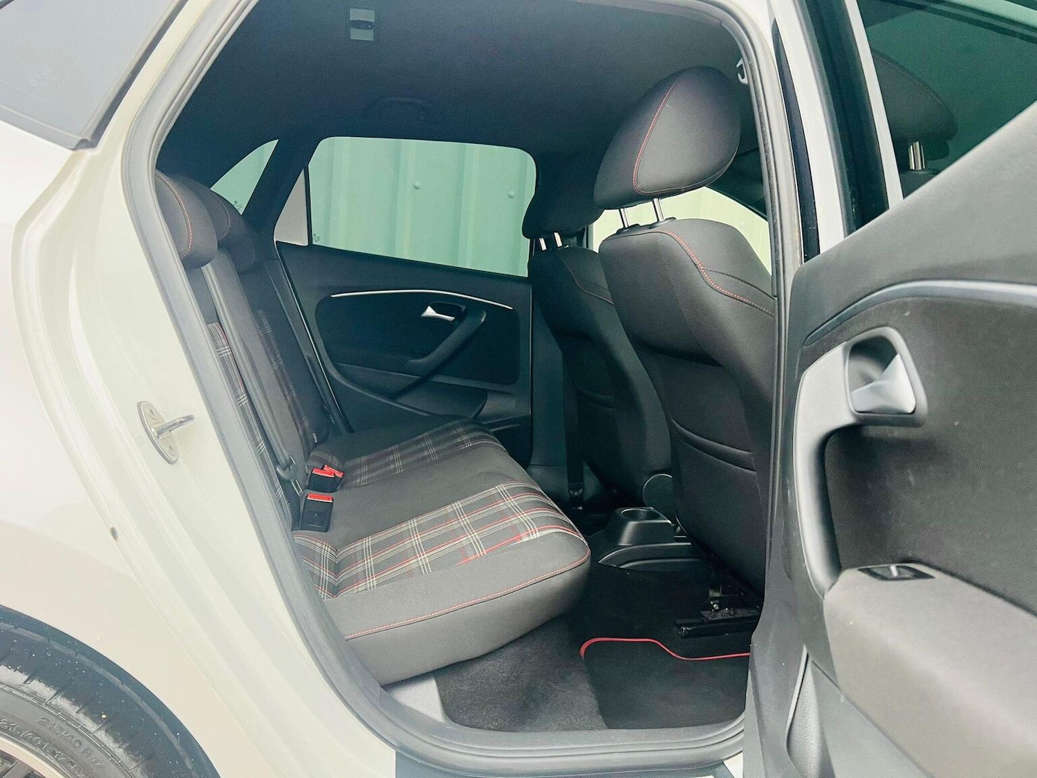 Used Volkswagen Polo 2016 for sale - 76758832: Photo 26