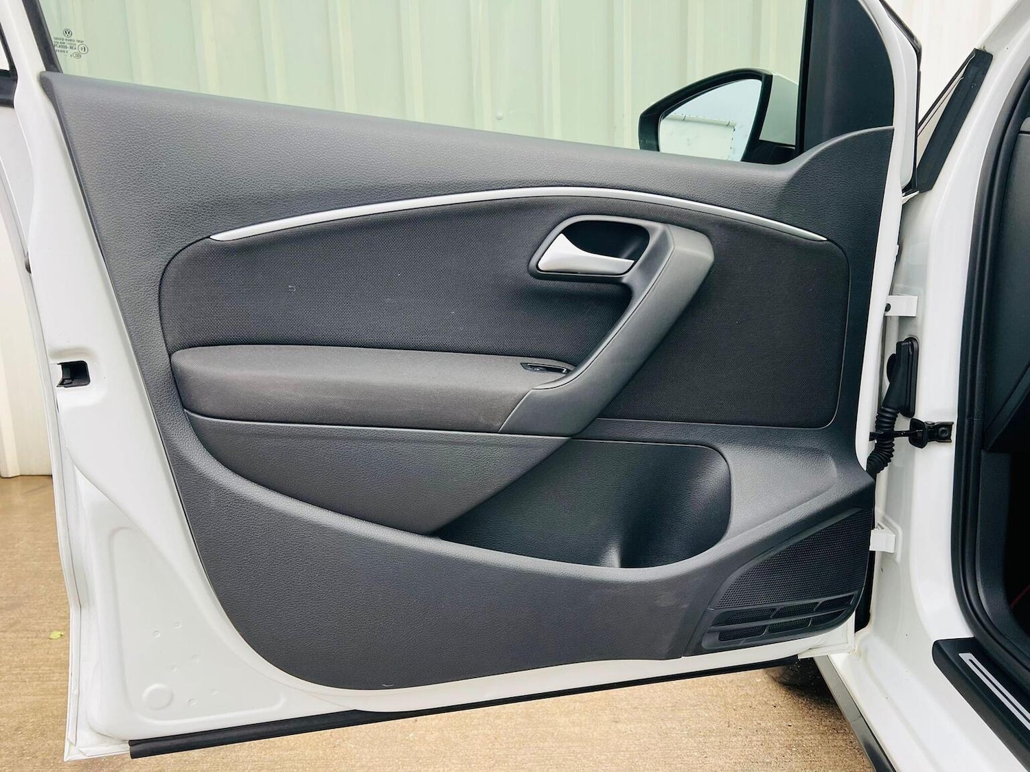 Used Volkswagen Polo 2016 for sale - 76758832: Photo 33