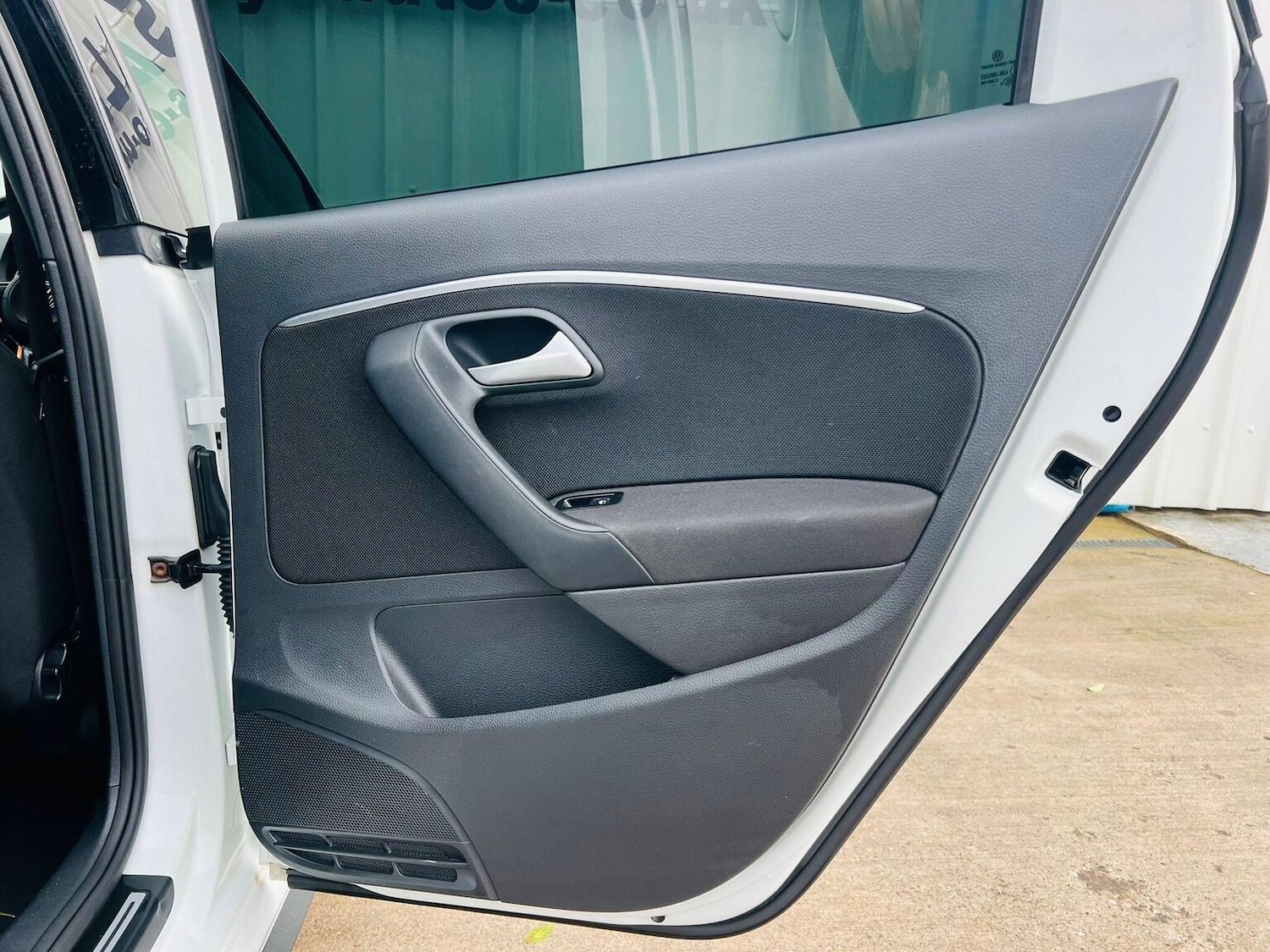 Used Volkswagen Polo 2016 for sale - 76758832: Photo 34