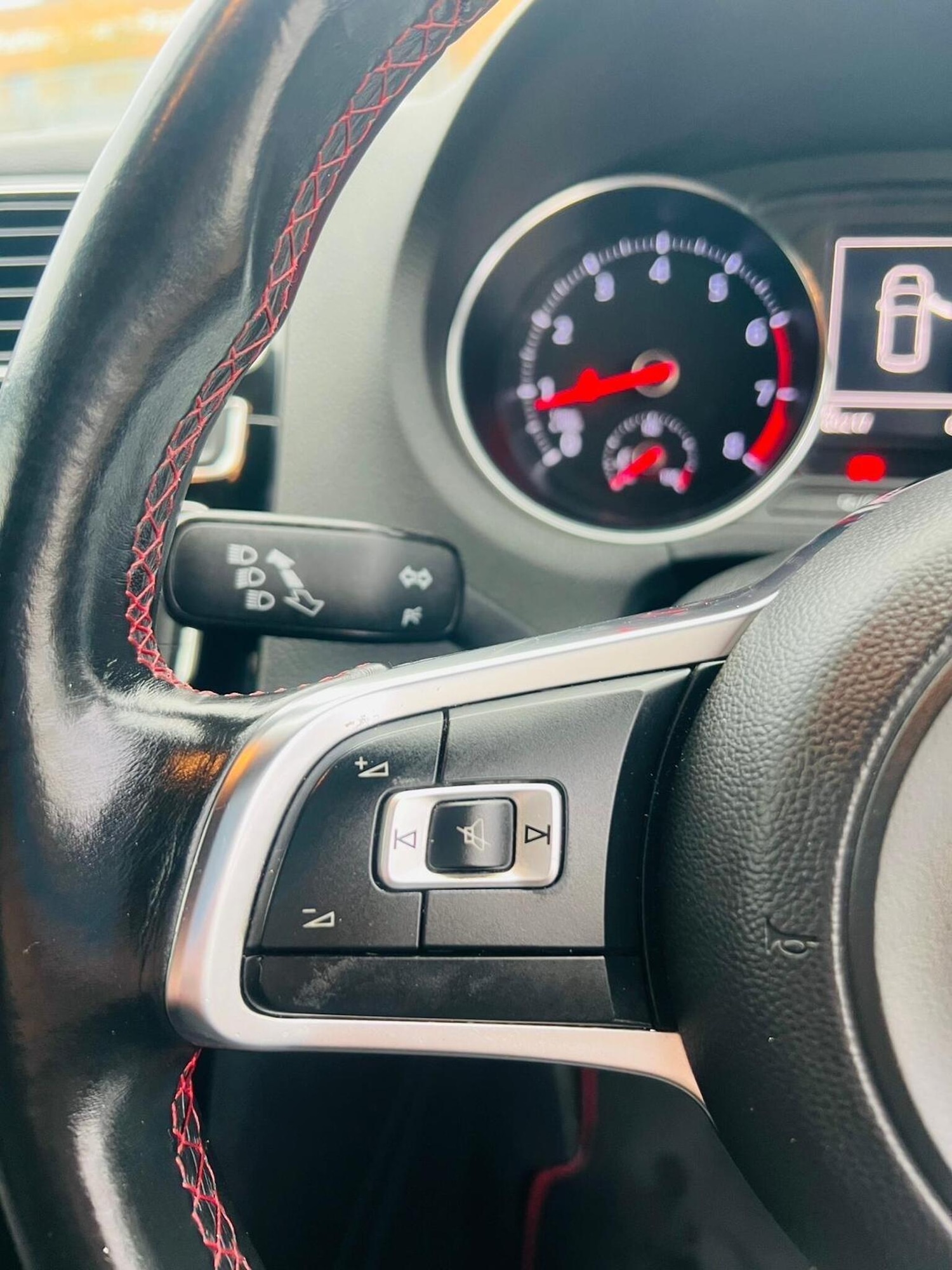 Used Volkswagen Polo 2016 for sale - 76758832: Photo 39