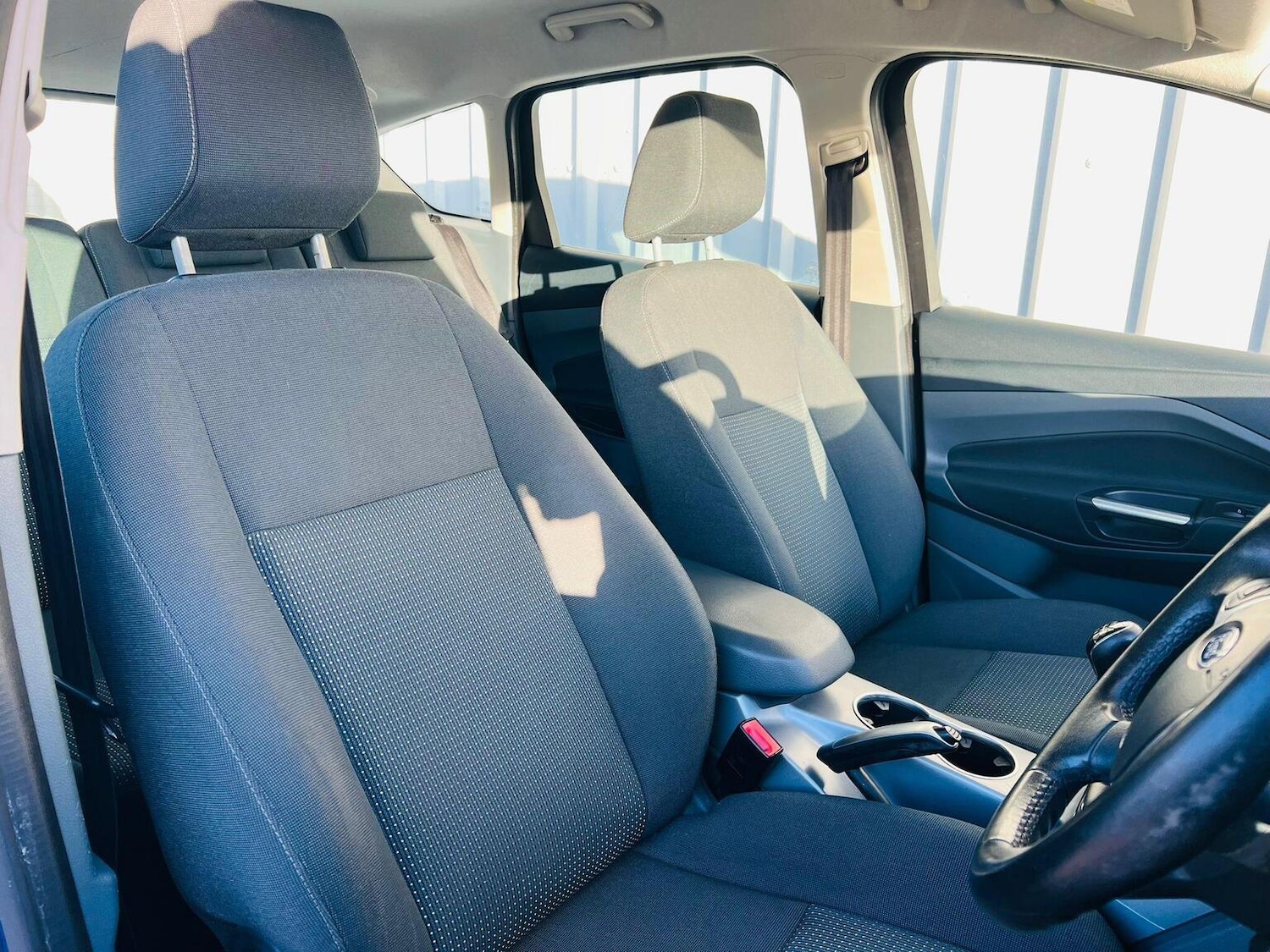 Used Ford C-Max 2015 for sale - 76380317: Photo 27