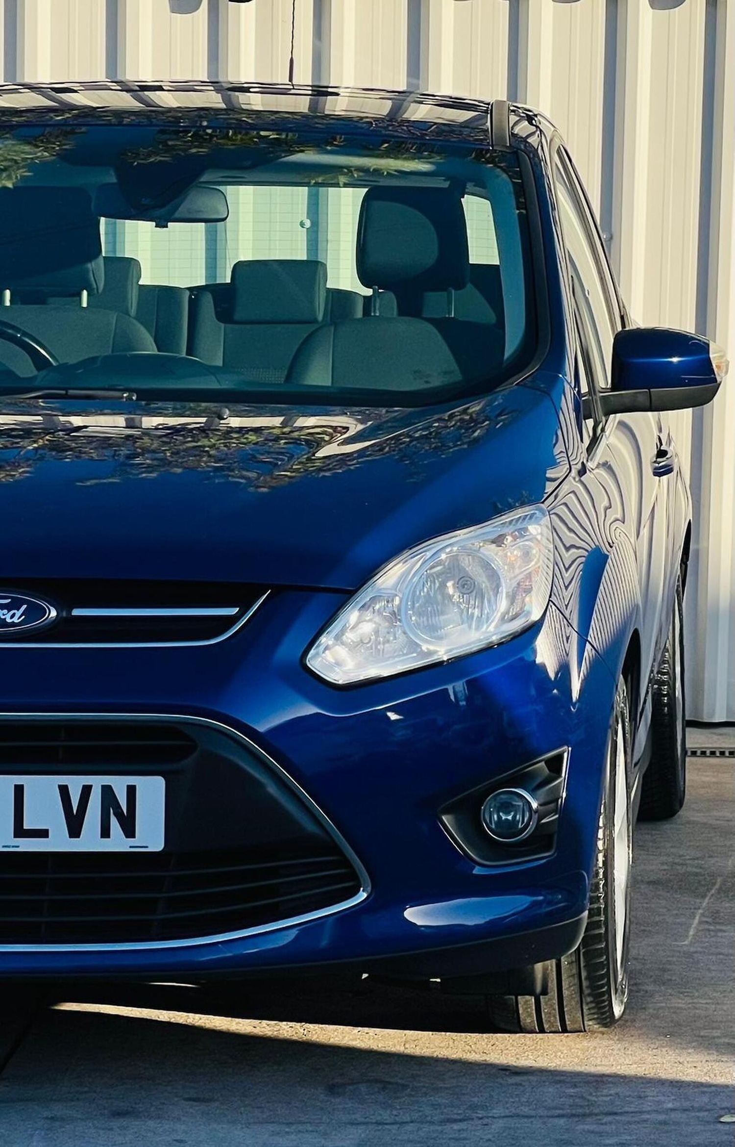 Used Ford C-Max 2015 for sale - 76380317: Photo 8