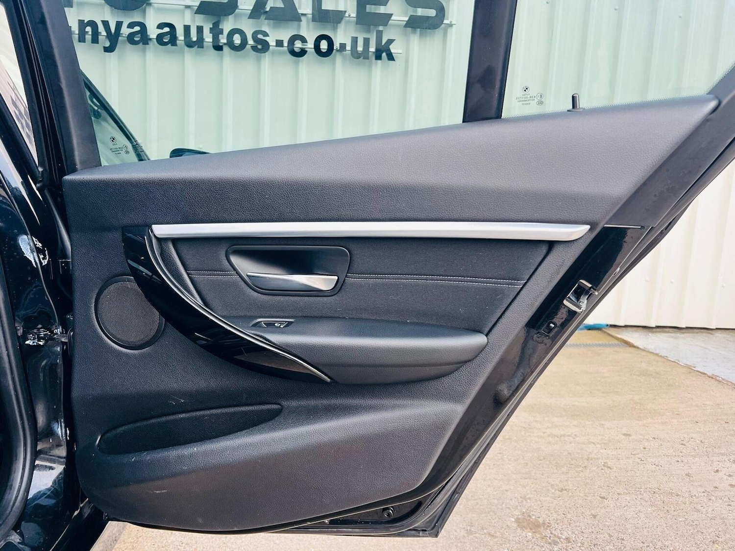 Used BMW 3 Series 2016 for sale - 77201306: Photo 36