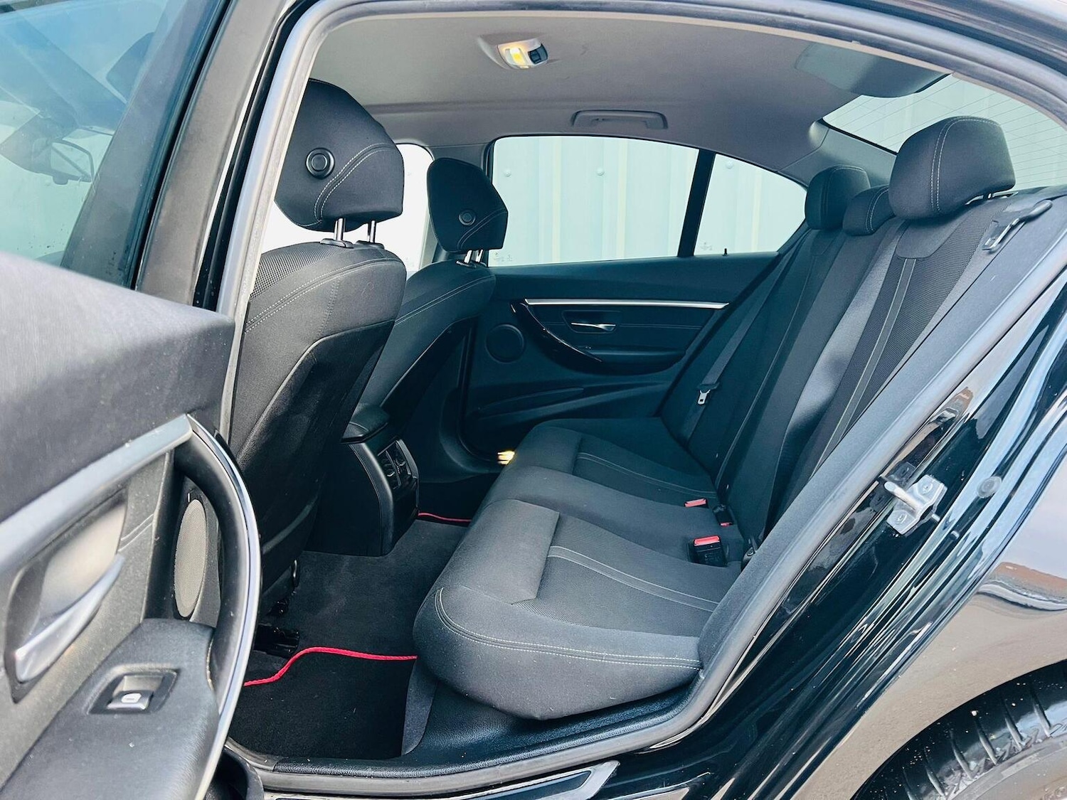 Used BMW 3 Series 2016 for sale - 77201306: Photo 40