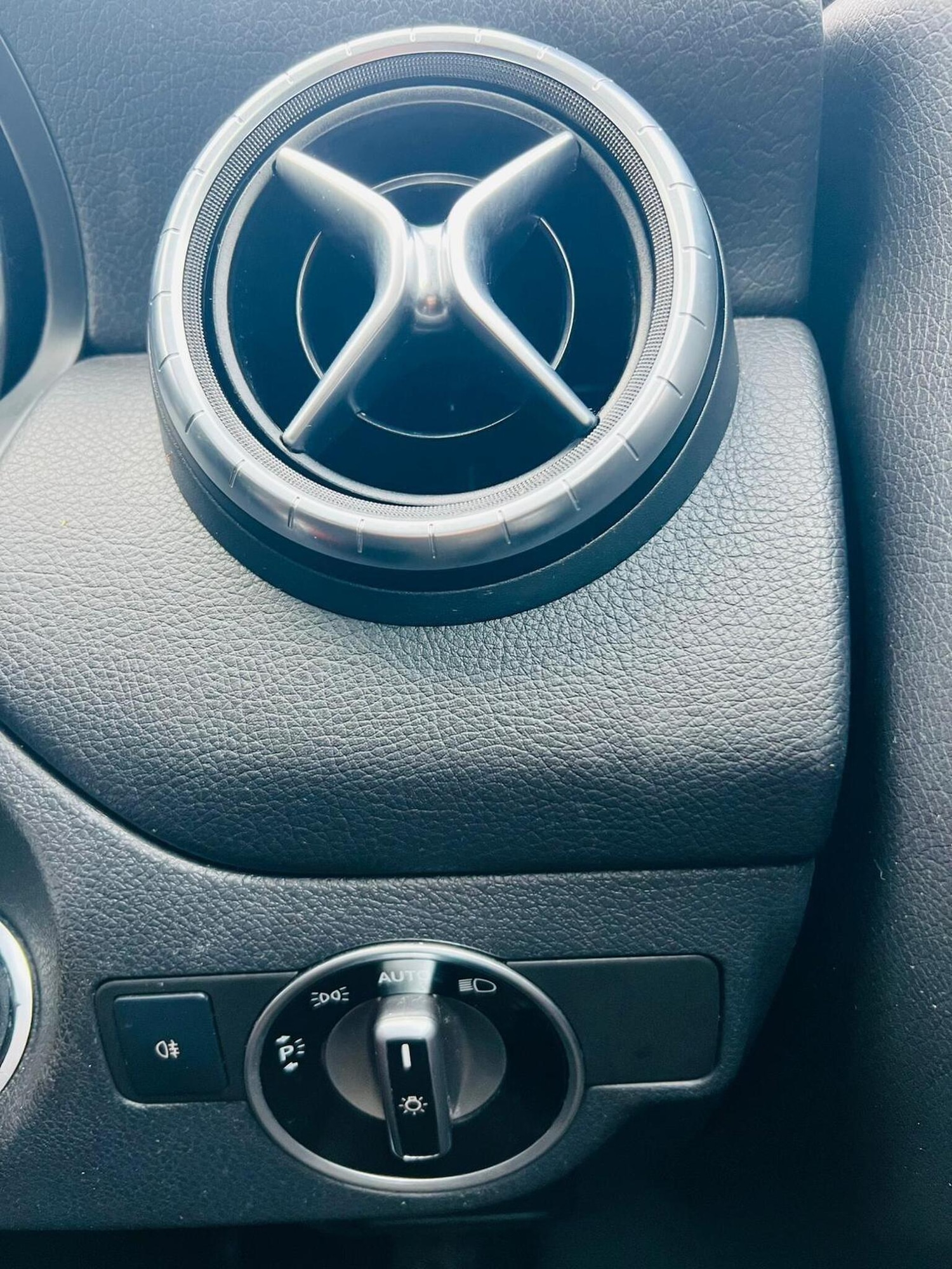 Used Mercedes-Benz CLA 2016 for sale - 77059797: Photo 47